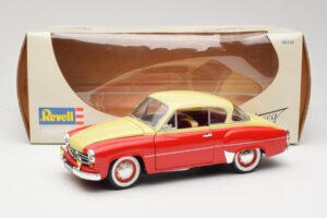 Wartburg 311 Coupe Červený & Béžový Revell 1:18 8418 Kov – obrázek 8 z 8
