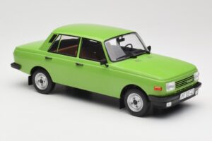 Wartburg 353 Zelený MCG 1:18 MCG18062 Kov – obrázek 4 z 6