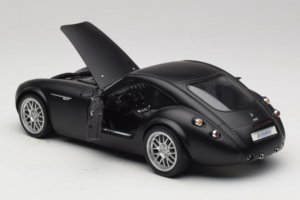 Wiesmann GT MF Matte Black Revell 1:18 WIESMANN002 Kov – obrázek 5 z 8