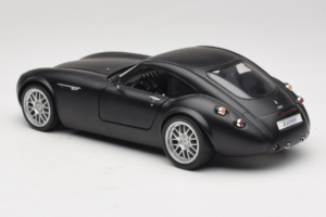 Wiesmann GT MF Matte Black Revell 1:18 WIESMANN002 Kov – obrázek 7 z 8