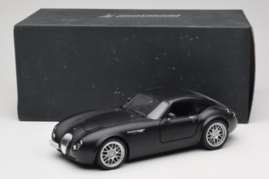 Wiesmann GT MF Matte Black Revell 1:18 WIESMANN002 Kov – obrázek 8 z 8