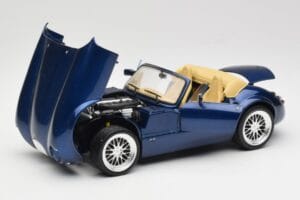Wiesmann Roadster MF3 Modrý Revell 1:18 08861 Kov – obrázek 2 z 8