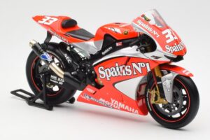 Yamaha YZR-M1 Gauloises Fortuna Yamaha #7 C. Checa MotoGP 2004 Minichamps 1:12 122043007 Kov – obrázek 4 z 6