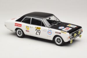 Opel Commodore A #29 J-L. Clarr / J-P. Peyroux Tour de France Automobile 1971 MCG 1:18 MCG18562R Kov – obrázek 4 z 6