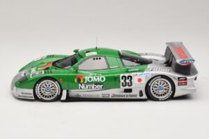 Nissan R390 GT1 #33 S. Motoyama / T. Kurosawa / M. Kageyama 24 Hours of Le Mans 1998 GT Spirit 1:18 GT1003 Pryskyřice – obrázek 3 z 6