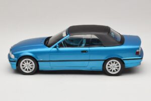 BMW 3 Series E36 Kabriolet Modrý Metalíza MCG 1:18 MCG18319 Kov – obrázek 4 z 7