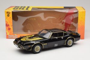 Pontiac Firebird Trans Am Kill Bill Movie Greenlight 1:18 12951 Kov – obrázek 6 z 6