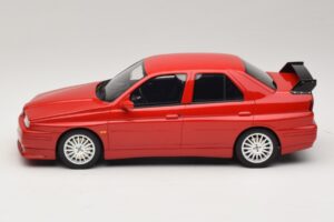 Alfa Romeo 155 GTA Stradale Alfa Red Otto 1:18 OT1132 Pryskyřice – obrázek 3 z 6