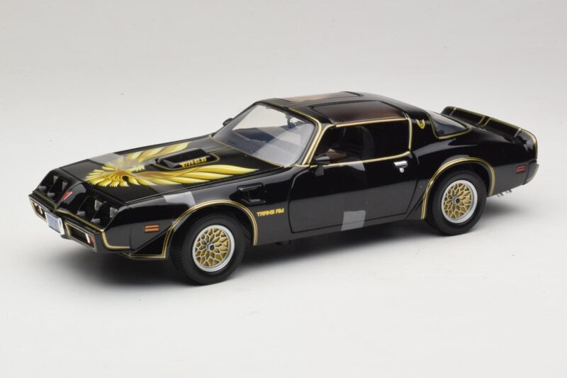 Pontiac Firebird Trans Am Kill Bill Movie Greenlight 1:18 12951 Kov