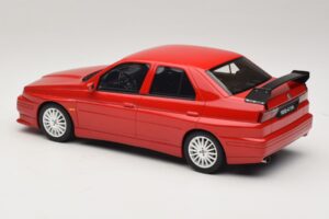 Alfa Romeo 155 GTA Stradale Alfa Red Otto 1:18 OT1132 Pryskyřice – obrázek 5 z 6