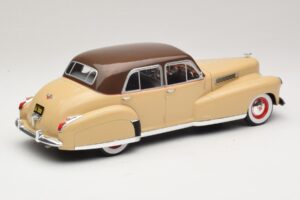 Cadillac Fleetwood Series 60 Special Béžový MCG 1:18 MCG18656 Kov – obrázek 2 z 6