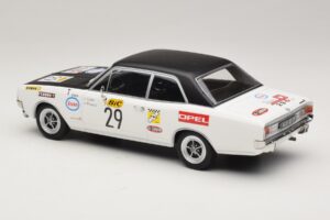 Opel Commodore A #29 J-L. Clarr / J-P. Peyroux Tour de France Automobile 1971 MCG 1:18 MCG18562R Kov – obrázek 5 z 6