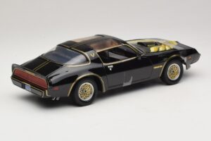 Pontiac Firebird Trans Am Kill Bill Movie Greenlight 1:18 12951 Kov – obrázek 2 z 6