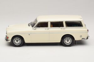 Volvo Amazon Kombi Pearl White Norev 1:18 188750 Kov – obrázek 3 z 6