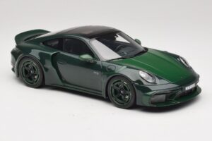 Porsche 911 992 Turbo S Brabus 900 Rocket R Mean Green GT Spirit 1:18 GT959 Pryskyřice – obrázek 4 z 6