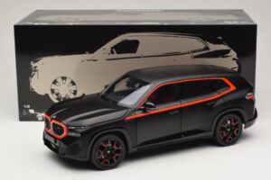 BMW XM G09 Matt Black Minichamps 1:18 110023301 Kov – obrázek 8 z 8