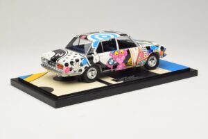 BMW 2500 E3 New Horizon Minichamps 1:18 155029204 Pryskyřice – obrázek 2 z 6
