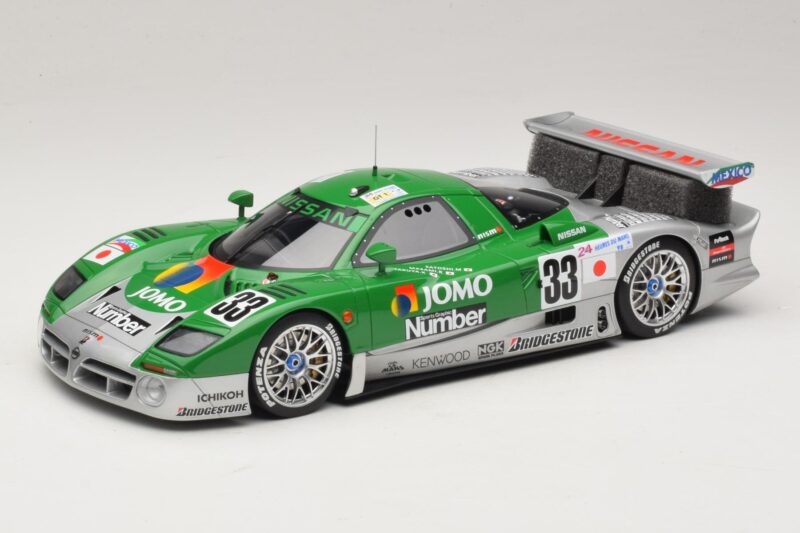 Nissan R390 GT1 #33 S. Motoyama / T. Kurosawa / M. Kageyama 24 Hours of Le Mans 1998 GT Spirit 1:18 GT1003 Pryskyřice