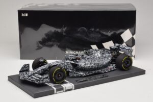 Alfa Romeo Orlen C42 V. Bottas Testing Barcelona 2022 Minichamps 1:18 117229977 Pryskyřice – obrázek 7 z 7