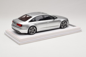 Audi S6 C7 Florett Silver Metallic IVY Merit 1:18 REMC038 Pryskyřice – obrázek 3 z 7