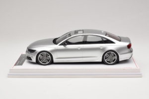 Audi S6 C7 Florett Silver Metallic IVY Merit 1:18 REMC038 Pryskyřice