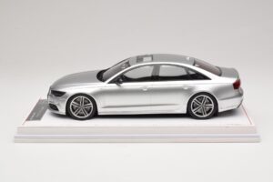 Audi S6 C7 Florett Silver Metallic IVY Merit 1:18 REMC038 Pryskyřice
