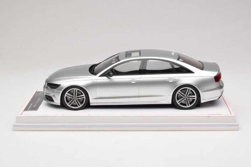 Audi S6 C7 Florett Silver Metallic IVY Merit 1:18 REMC038 Pryskyřice