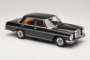 Mercedes 280 SE W108 Černý Norev 1:18 183360 Kov – obrázek 6 z 8