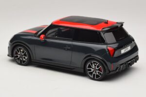 Mini Cooper JCW F66 Legend Grey Otto 1:18 OT1244 Pryskyřice – obrázek 5 z 6