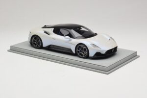 Maserati MC20 Bianco Audace BBR 1:18 P18191AMAS Pryskyřice – obrázek 5 z 6