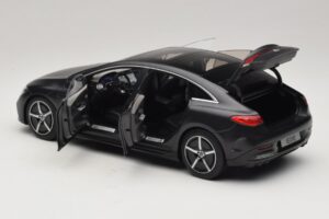 Mercedes EQE V295 Graphite Grey Magno NZG 1:18 B66961108 Kov – obrázek 7 z 8