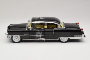 Cadillac Fleetwood Series 60 The Godfather Greenlight 1:18 12949 Kov – obrázek 3 z 6