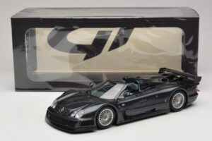 Mercedes AMG CLK GTR Roadster Šedý GT Spirit 1:18 GT960 Pryskyřice – obrázek 6 z 6