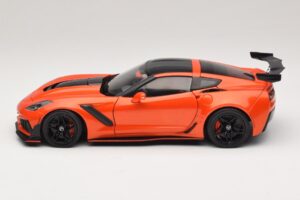 Chevrolet Corvette C7 ZR1 Červený IXO 1:18 U18RDC001-FO Kov – obrázek 4 z 8
