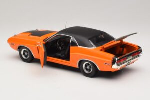 Dodge Challenger R/T Fast & Furious Darden's Car Greenlight 1:18 12846 Kov – obrázek 5 z 8