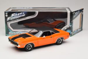 Dodge Challenger R/T Fast & Furious Darden's Car Greenlight 1:18 12846 Kov – obrázek 8 z 8