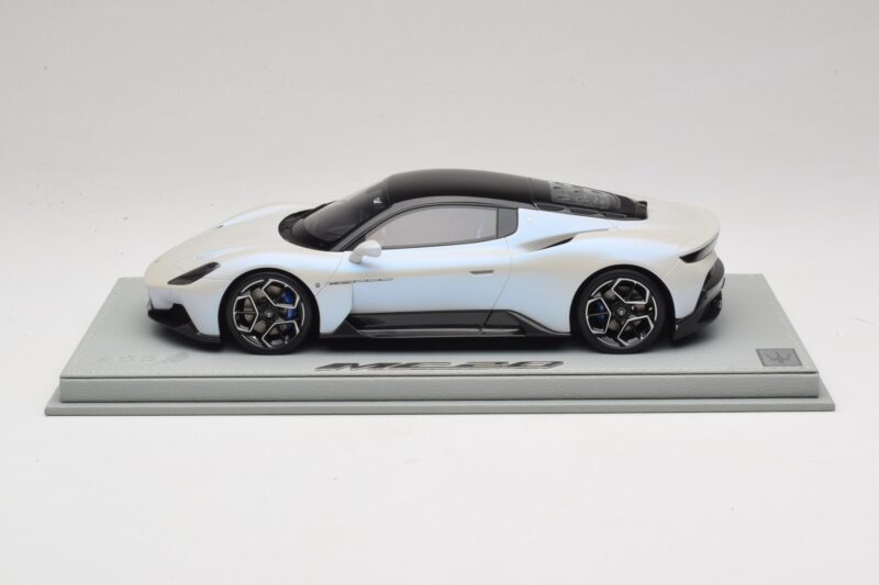 Maserati MC20 Bianco Audace BBR 1:18 P18191AMAS Pryskyřice