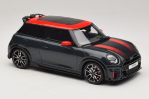 Mini Cooper JCW F66 Legend Grey Otto 1:18 OT1244 Pryskyřice – obrázek 4 z 6