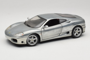 Ferrari 360 Modena Chromová Stříbrná Hot Wheels 1:18 27774 Kov