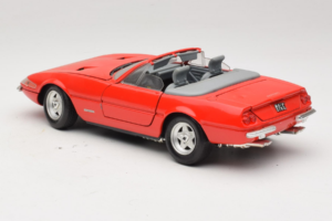 Ferrari 365 GTS/4 Spider Červený Techno Giodi 1:18 40028-P1 Kov – obrázek 7 z 8