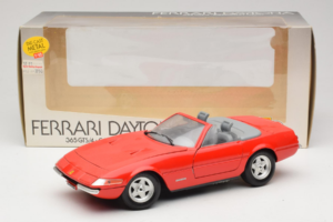 Ferrari 365 GTS/4 Spider Červený Techno Giodi 1:18 40028-P1 Kov – obrázek 8 z 8
