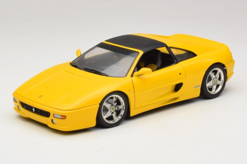 Ferrari F355 Spider Žlutý s Černou Střechou UT Models 1:18 180074030-P4 Kov