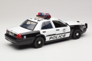 Ford Crown Victoria Police Interceptor The Hangover Movie Greenlight 1:18 12911 Kov – obrázek 2 z 6