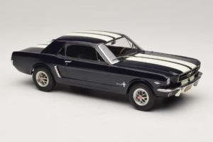 Ford Mustang Nightmist Blue Norev 1:18 182805 Kov – obrázek 4 z 6