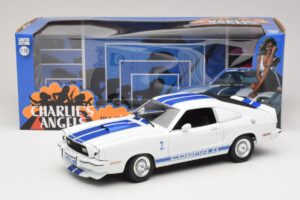 Ford Mustang II Cobra II Charlie's Angels Movie Greenlight 1:18 12880 Kov – obrázek 8 z 8