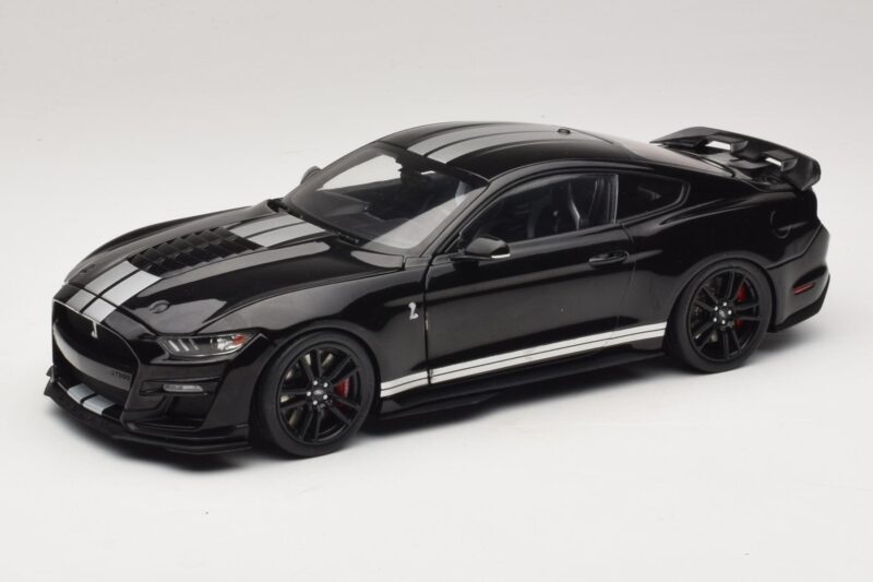 Ford Mustang Shelby GT500 S550 Černý IXO 1:18 U18RDC002-FO Kov