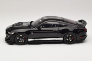 Ford Mustang Shelby GT500 S550 Černý IXO 1:18 U18RDC002-FO Kov – obrázek 4 z 8