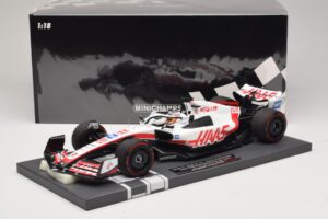 Haas VF-22 K. Magnussen Pole Position Brazilian GP 2022 Minichamps 1:18 117222120 Pryskyřice – obrázek 7 z 7