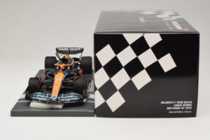 McLaren MCL36 #4 L. Norris Abu Dhabi GP 2022 Minichamps 1:18 537224004 Pryskyřice – obrázek 7 z 7