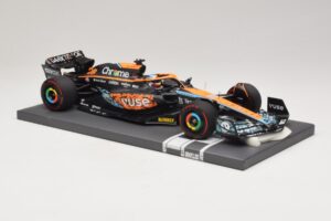 McLaren MCL36 O. Piastri Abu Dhabi Test 2022 Minichamps 1:18 537221828 Pryskyřice – obrázek 4 z 7